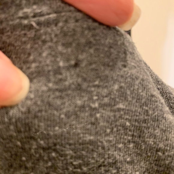 DOG MOM t-shirt 🎀 Size Medium - Picture 5 of 5